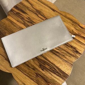 Colehaan Clutch in waterproof performance fabric